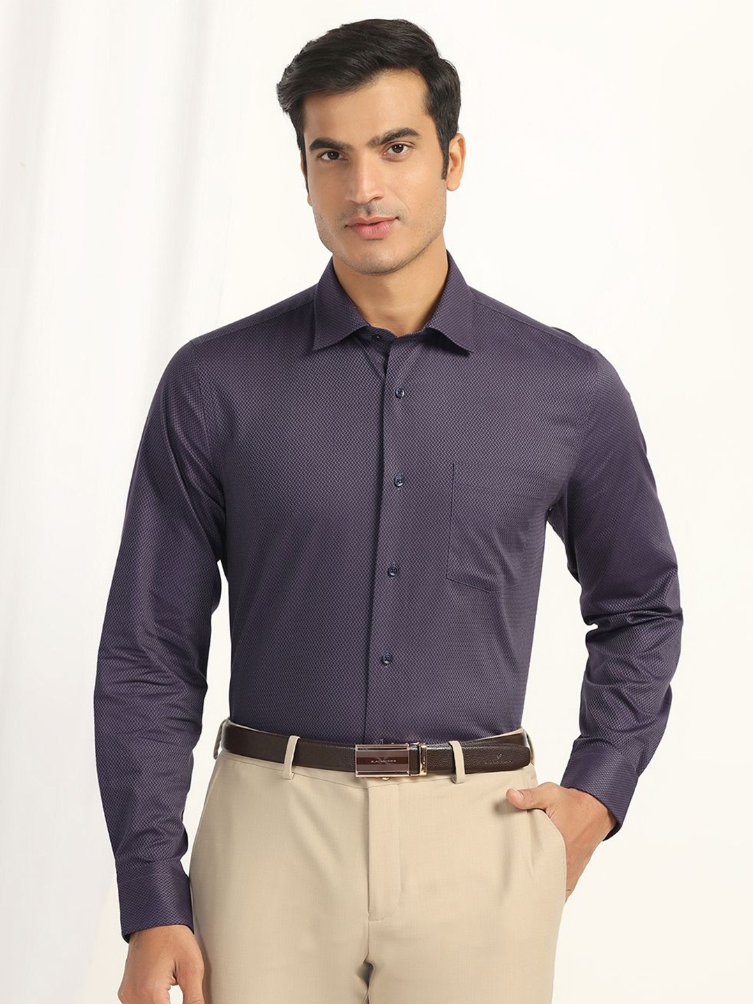 

Blackberrys Men India Slim Fit Spread Collar Textured Cotton Casual Shirt, Purple