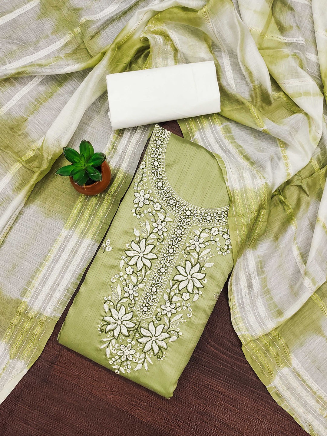 

KALINI Embroidered Pure Cotton Unstitched Dress Material, Green