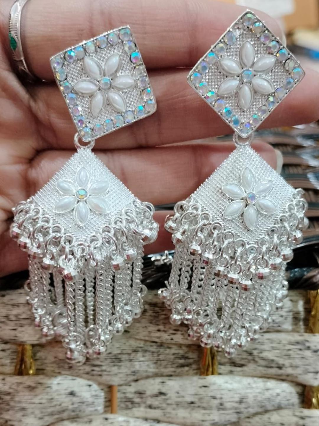 

JMBW INTERNATIONAL Silver-Plated Artificial Beads Beaded Dome Shaped Jhumkas