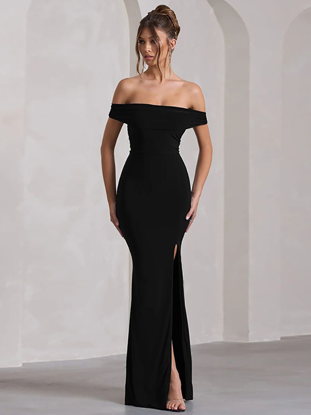 

StyleCast x Revolte Women Off-Shoulder Bodycon Maxi Dress, Black