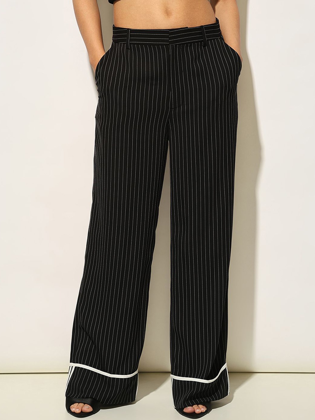 

ONLY Women Striped Loose Fit High-Rise Trousers, Black