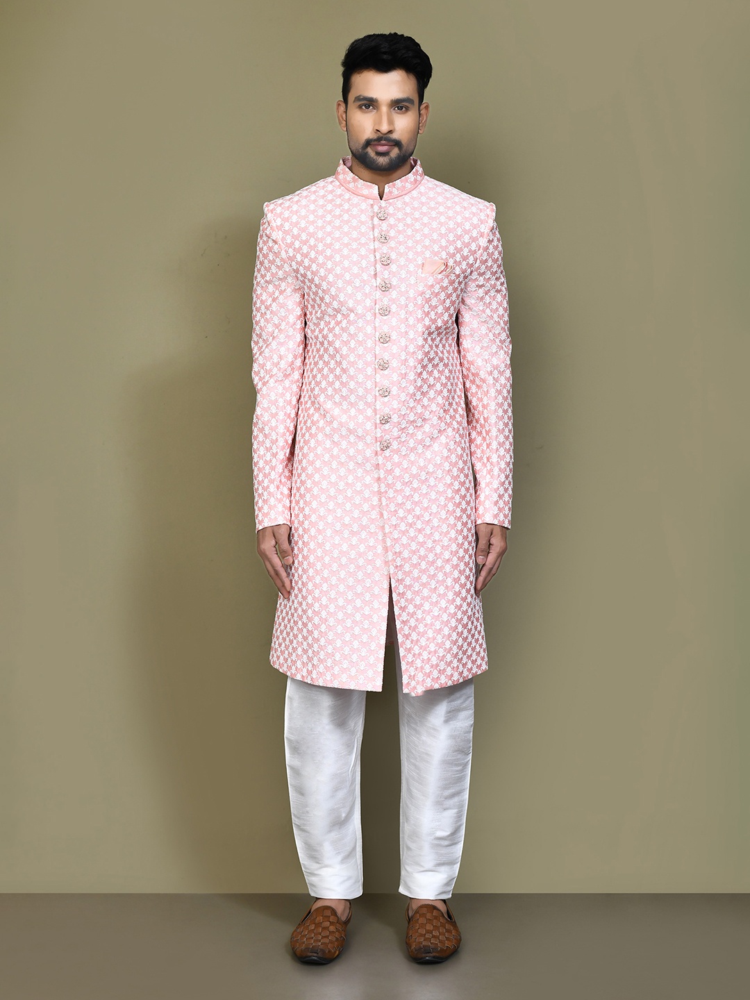 

Aryavir Malhotra Embroidery Sherwani Set, Pink