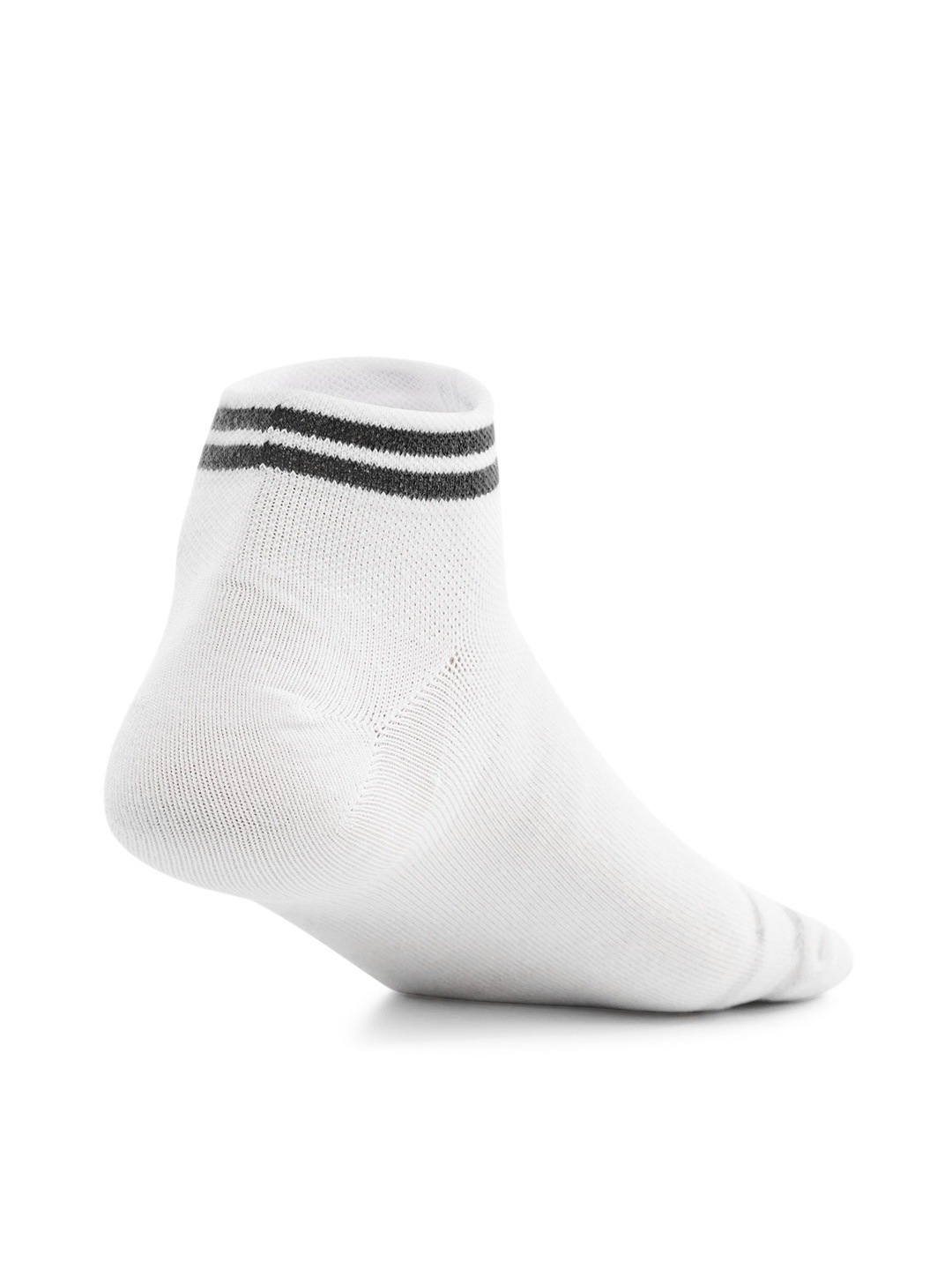 

UNDER ARMOUR Essential 3-Pack Low Socks, White