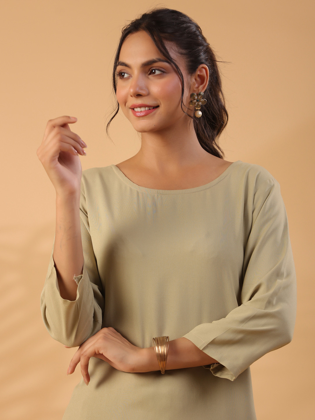 

KALINI Regular Kurta with Trousers, Beige