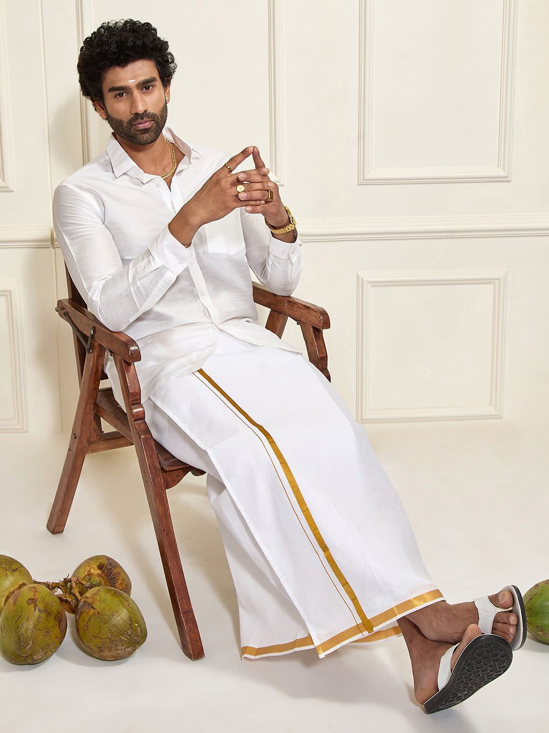 

VASTRAMAY Shirt Collar Long Roll-Up Sleeves Shirt With Veshti, White