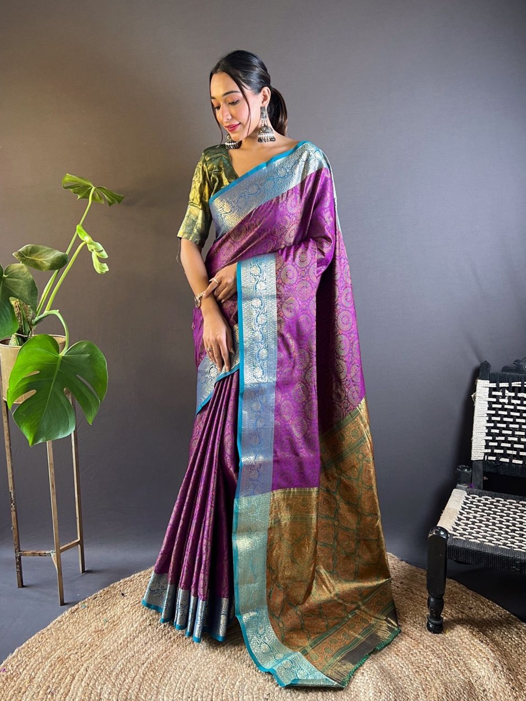 

Suha Art Silk Kanjeevaram Saree, Purple