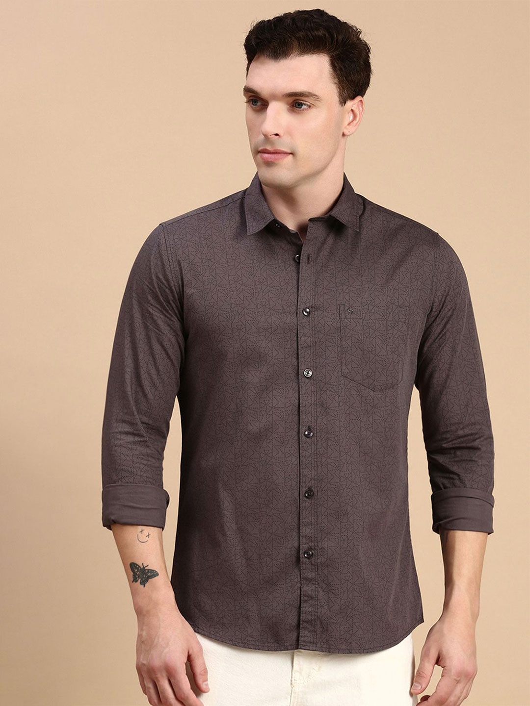 

Classic Polo Men India Slim Fit Spread Collar Geometric Printed Cotton Casual Shirt, Brown
