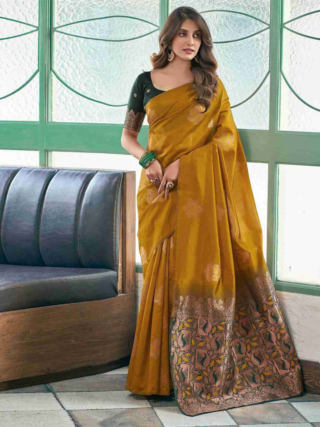 

SANJANA SILK Woven Design Zari Silk Blend Kanjeevaram Saree, Yellow