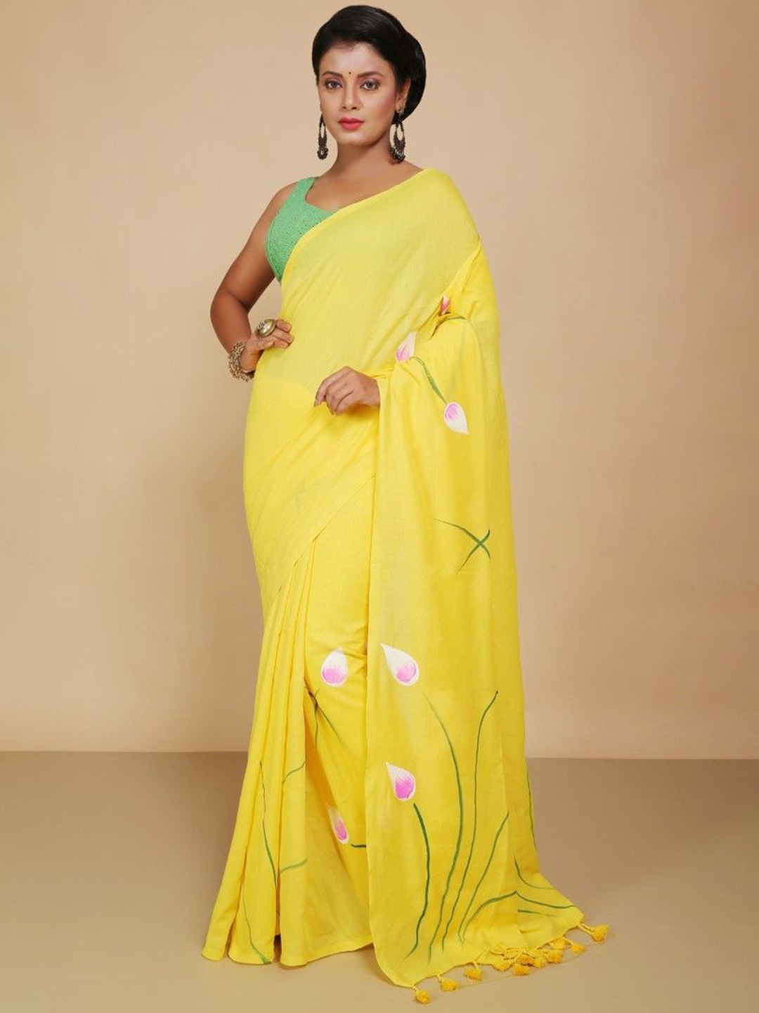 

BENGAL HANDLOOM Floral Pure Cotton Taant Saree, Yellow