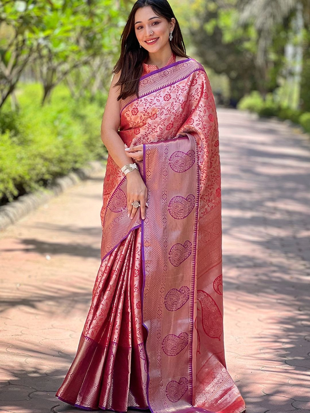 

Suha Art Silk Kanjeevaram Saree, Red