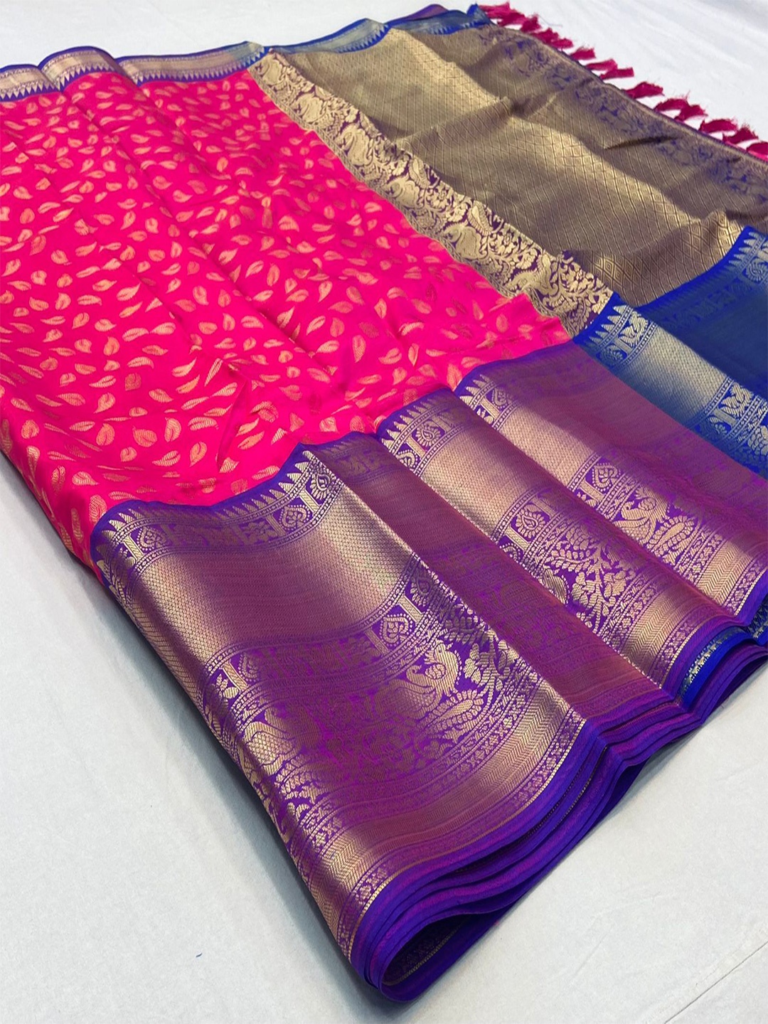 

ZIBLON Woven Design Zari Pure Silk Kanjeevaram Saree, Pink