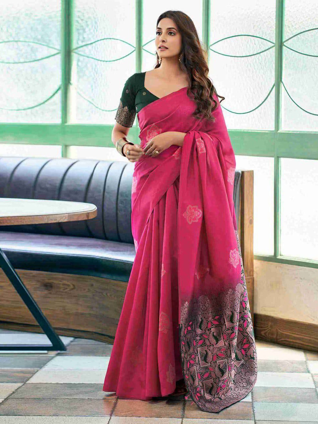 

SANJANA SILK Woven Design Zari Silk Blend Kanjeevaram Saree, Pink