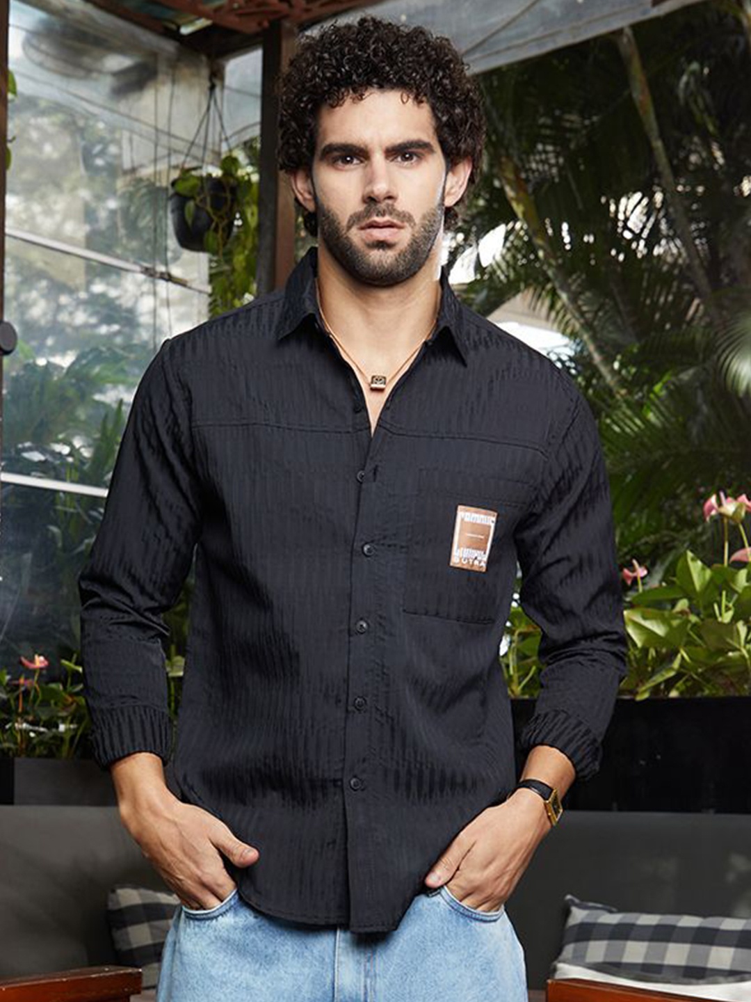 

Campus Sutra Men Comfort Spread Collar Textured Casual Shirt, Black