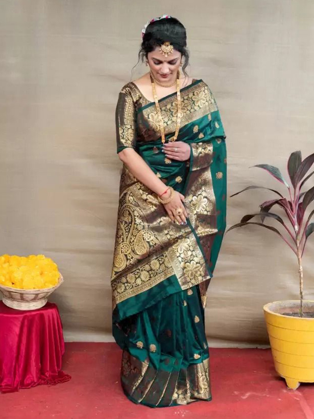 

KALINI Woven Design Zari Pure Silk Kanjeevaram Saree, Green