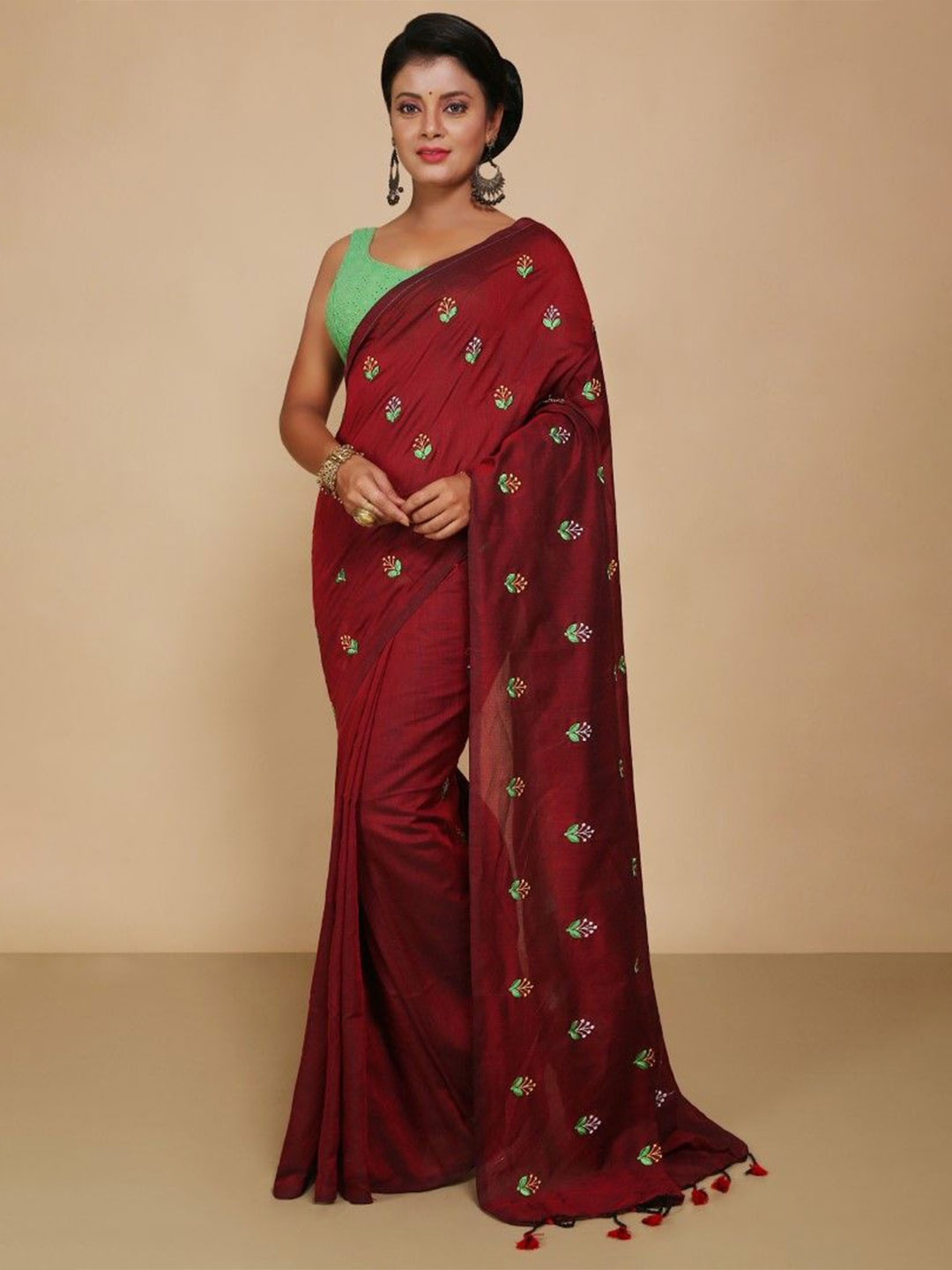 

BENGAL HANDLOOM Ethnic Motifs Art Silk Taant Saree, Maroon