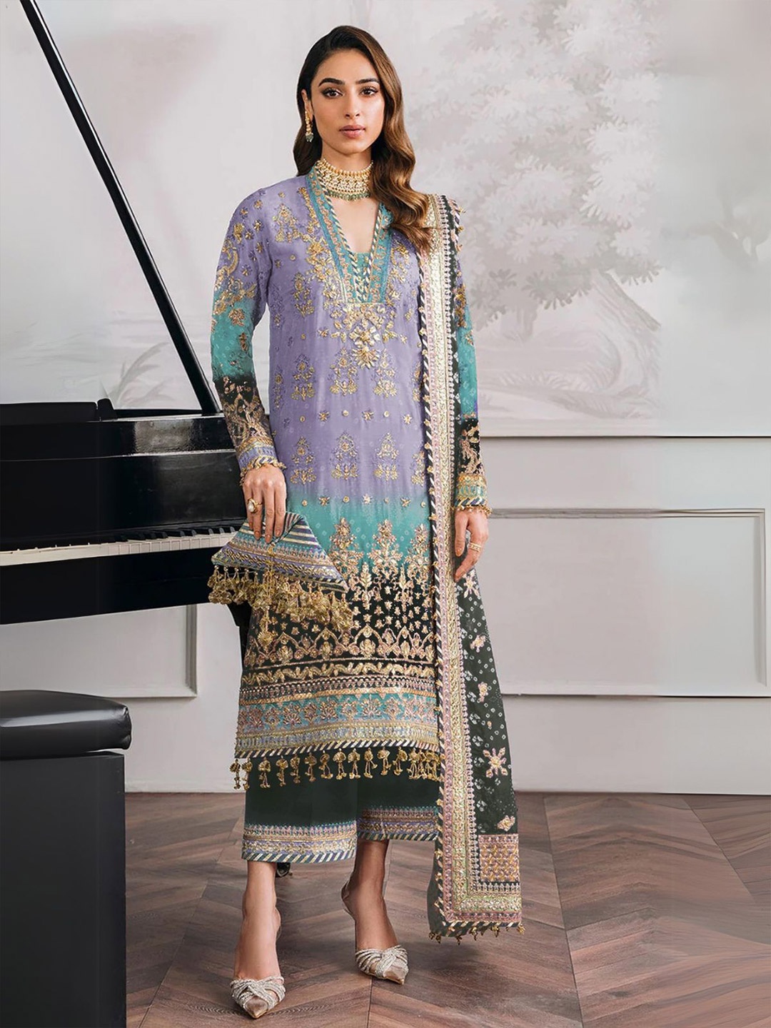 

ODETTE Women Ethnic Motifs Embroidered Beads and Stones Kurta with Trousers & Dupatta, Lavender