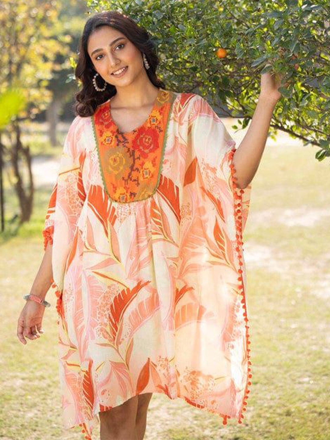 

Hassu's Dress, Orange