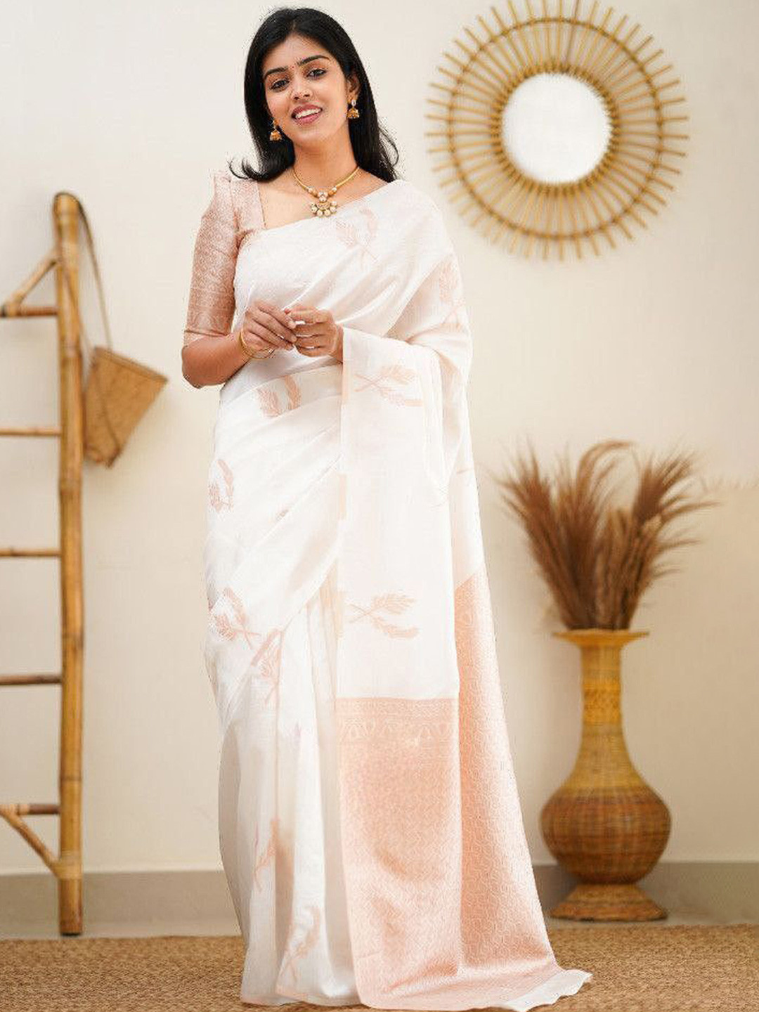

Fashion Ritmo Floral Pure Silk Saree, White