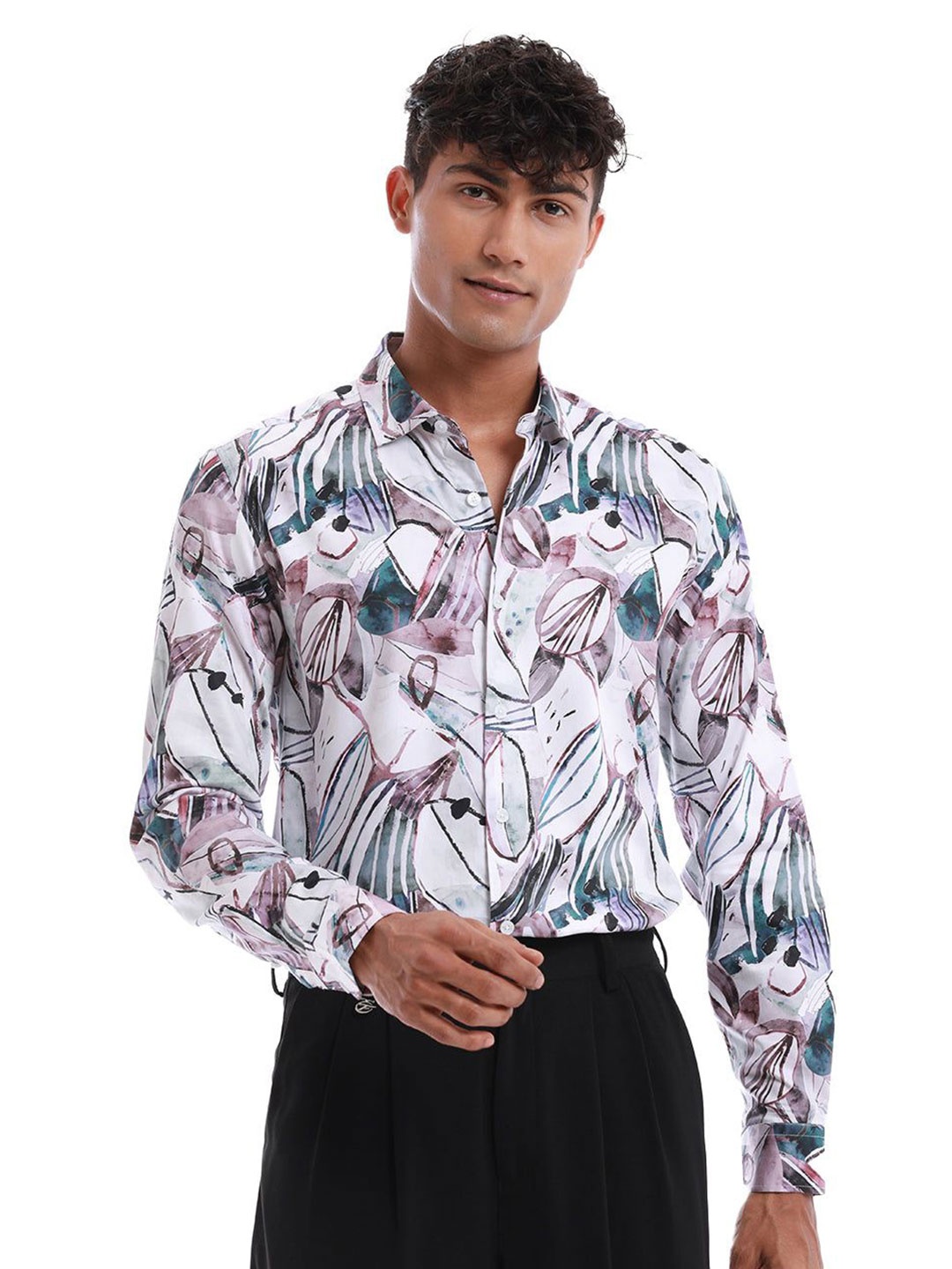 

Banana Club Men Relaxed Slim Fit Opaque Printed Casual Shirt, Olive