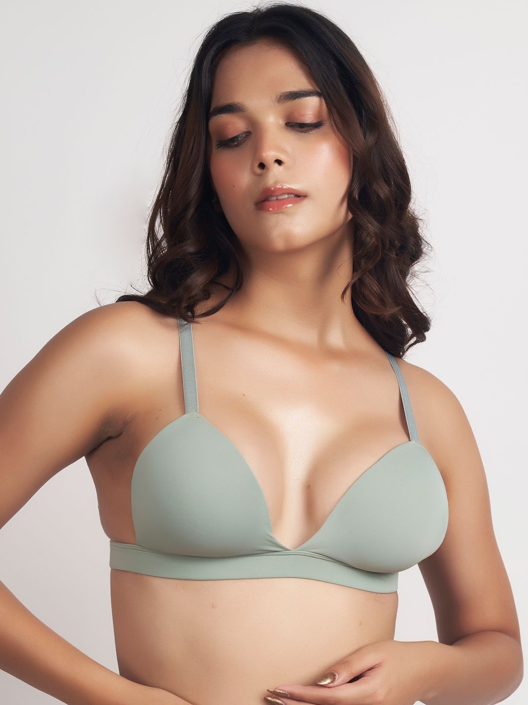 

Chelvet Bra Full Coverage Lightly Padded, Na