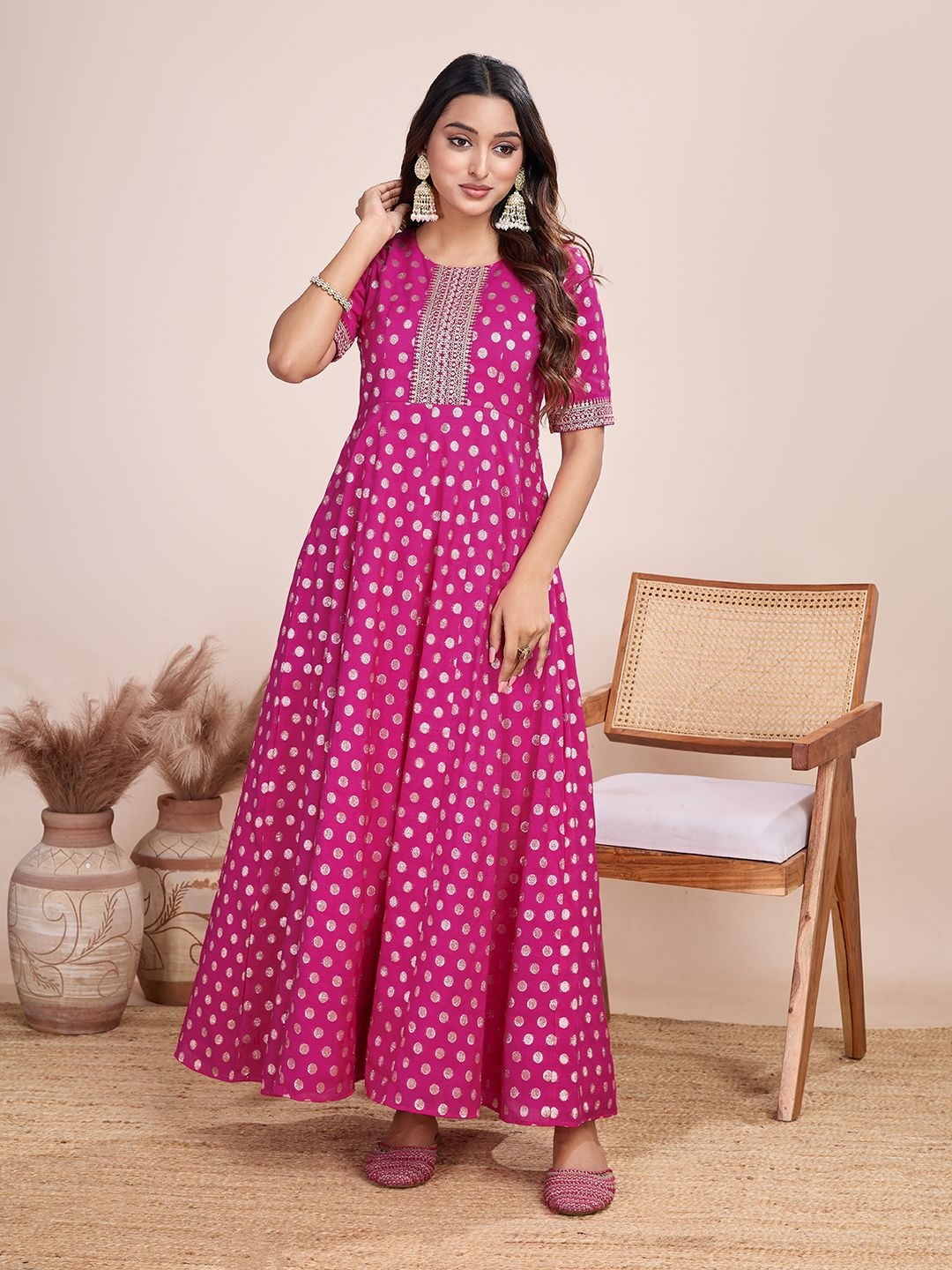 

Tasarika Printed Round Neck Short Sleeves Maxi Ethnic Dress, Pink