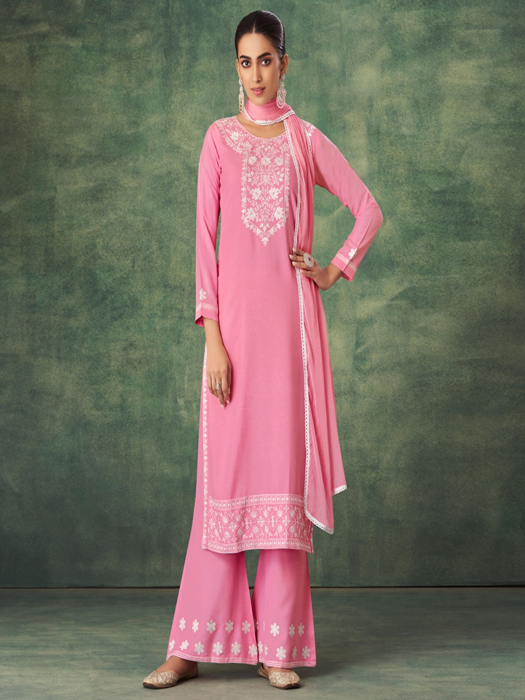 

Peachmode Floral Embroidered Regular Thread Work Kurta with Palazzos & Dupatta, Pink