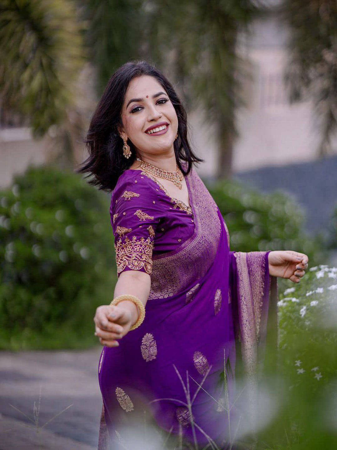 

Sanwariya Silk Warli Zari Silk Blend Kanjeevaram Saree, Purple