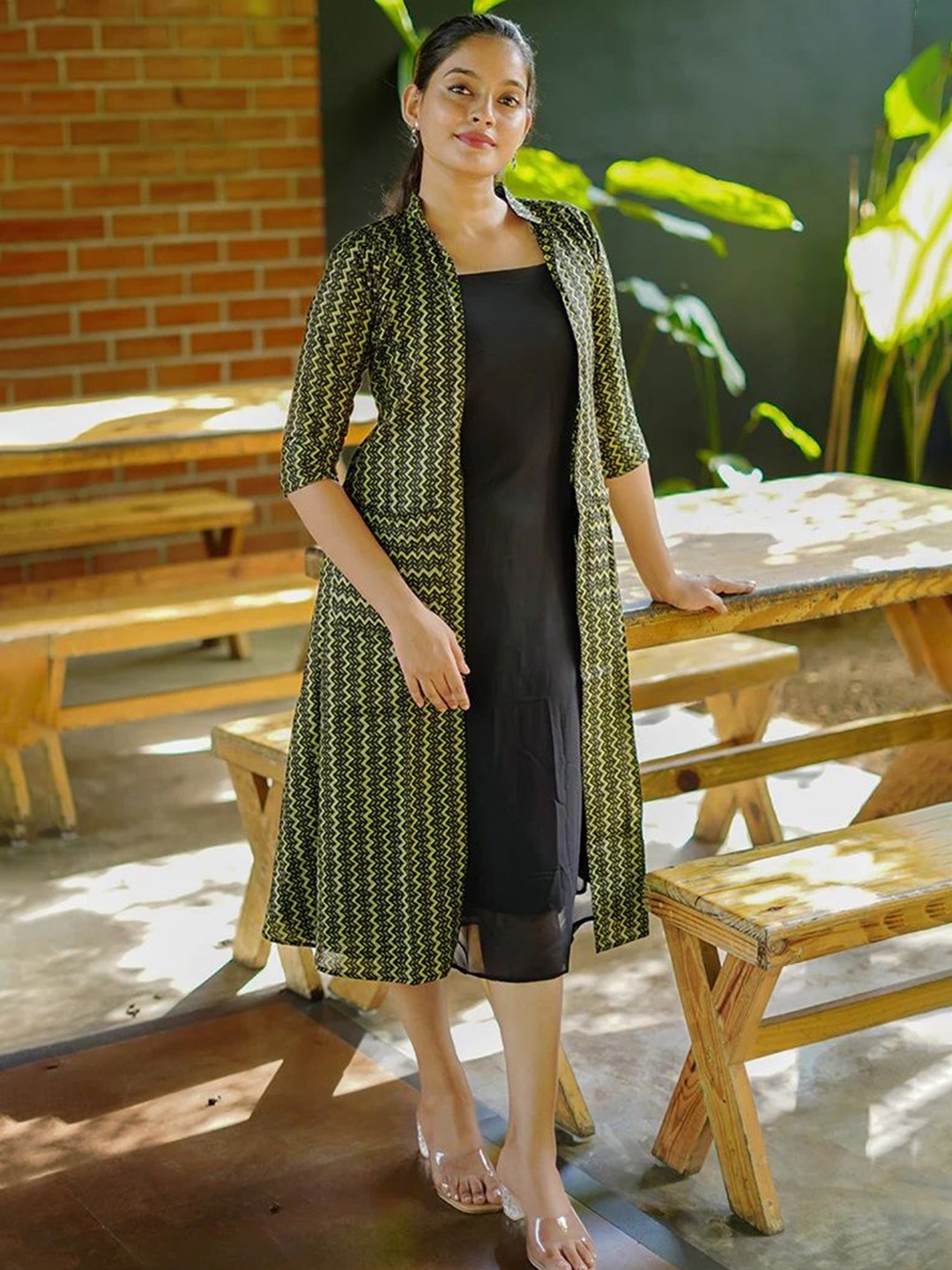 

Bhanderi Fashion Print Crepe A-Line Midi Dress, Green
