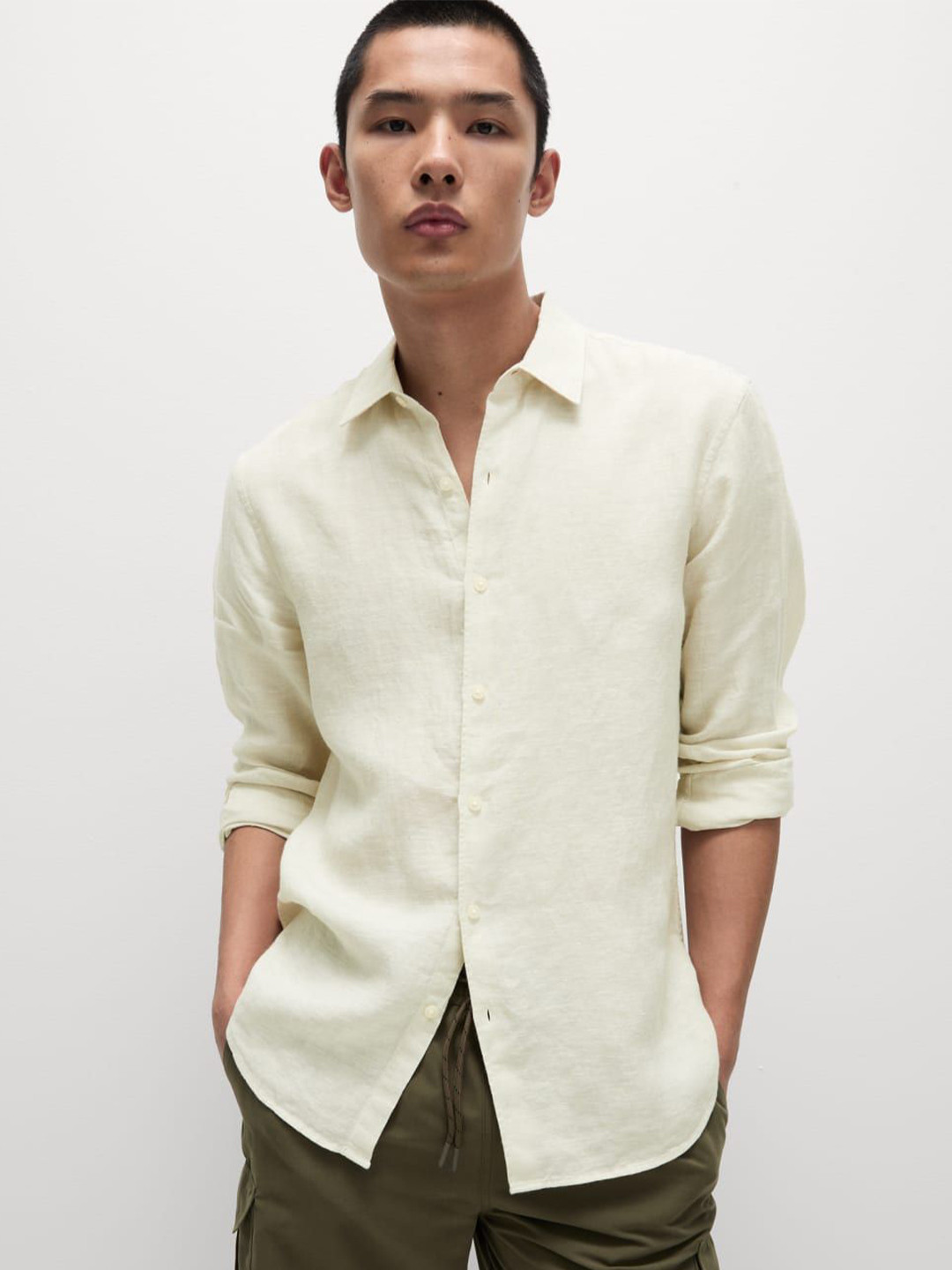 

Marks & Spencer Men Spread Collar Solid Linen Casual Shirt, Cream