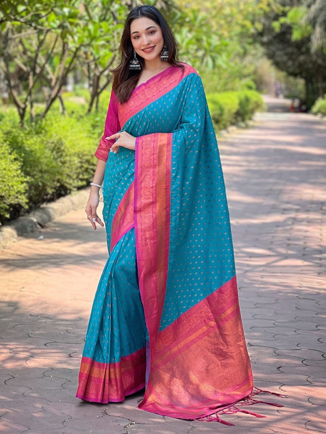 

Suha Art Silk Kanjeevaram Saree, Blue