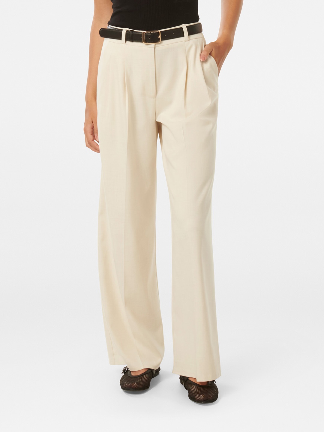 

Forever New Women Relaxed High-Rise Pleated Trousers, Off white