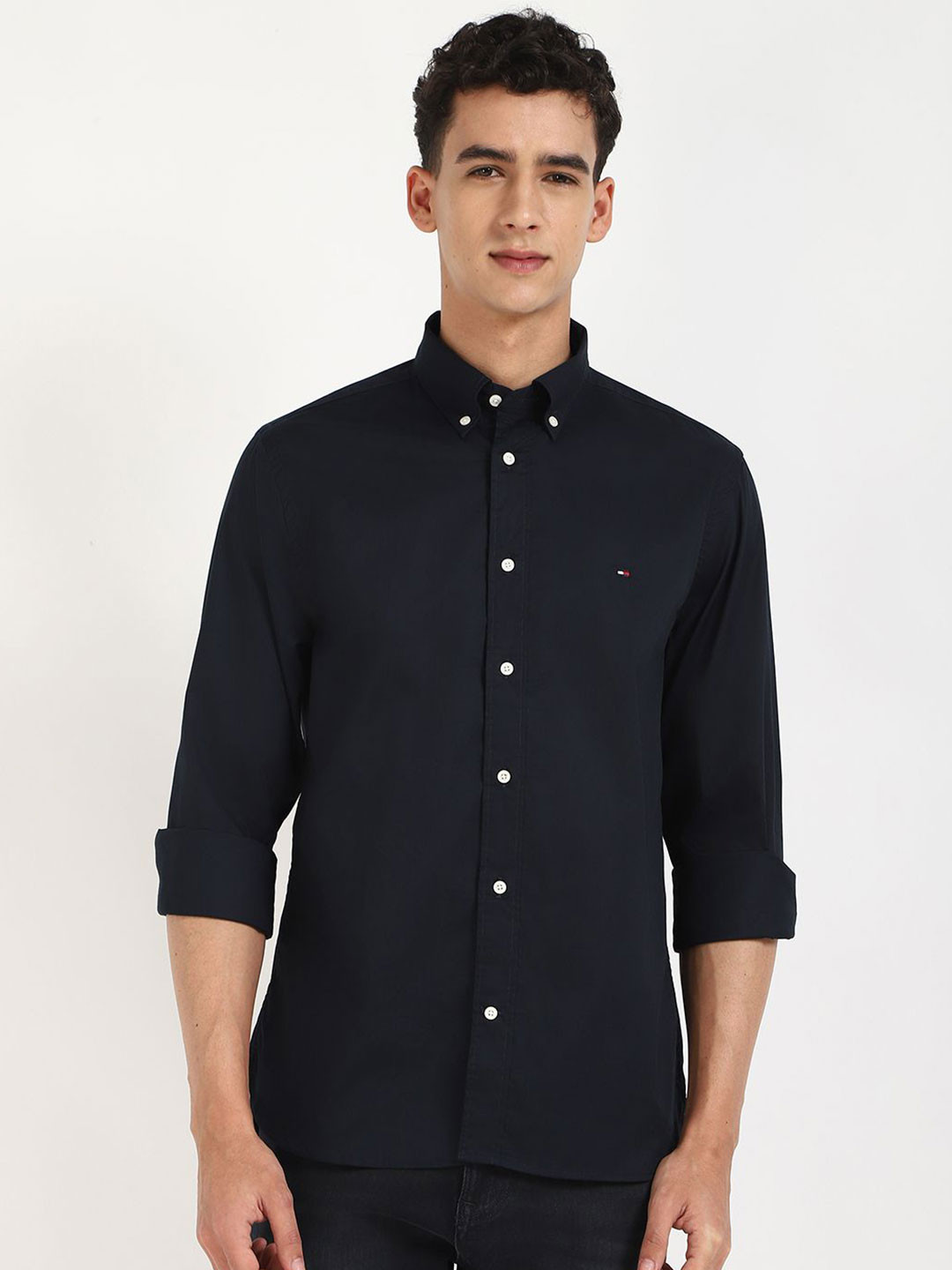 

Tommy Hilfiger Men Button-Down Collar Solid Slim Fit Cotton Casual Shirt, Blue