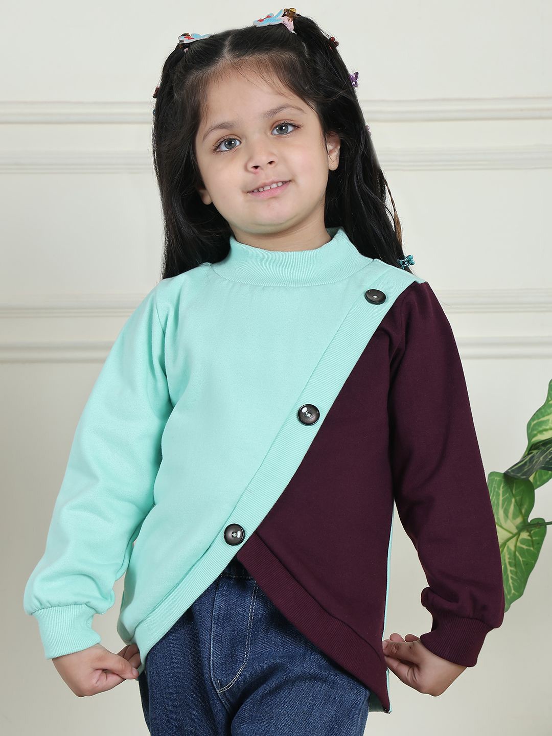 

MINI & MING Girls Colourblocked Sweatshirt, Turquoise blue