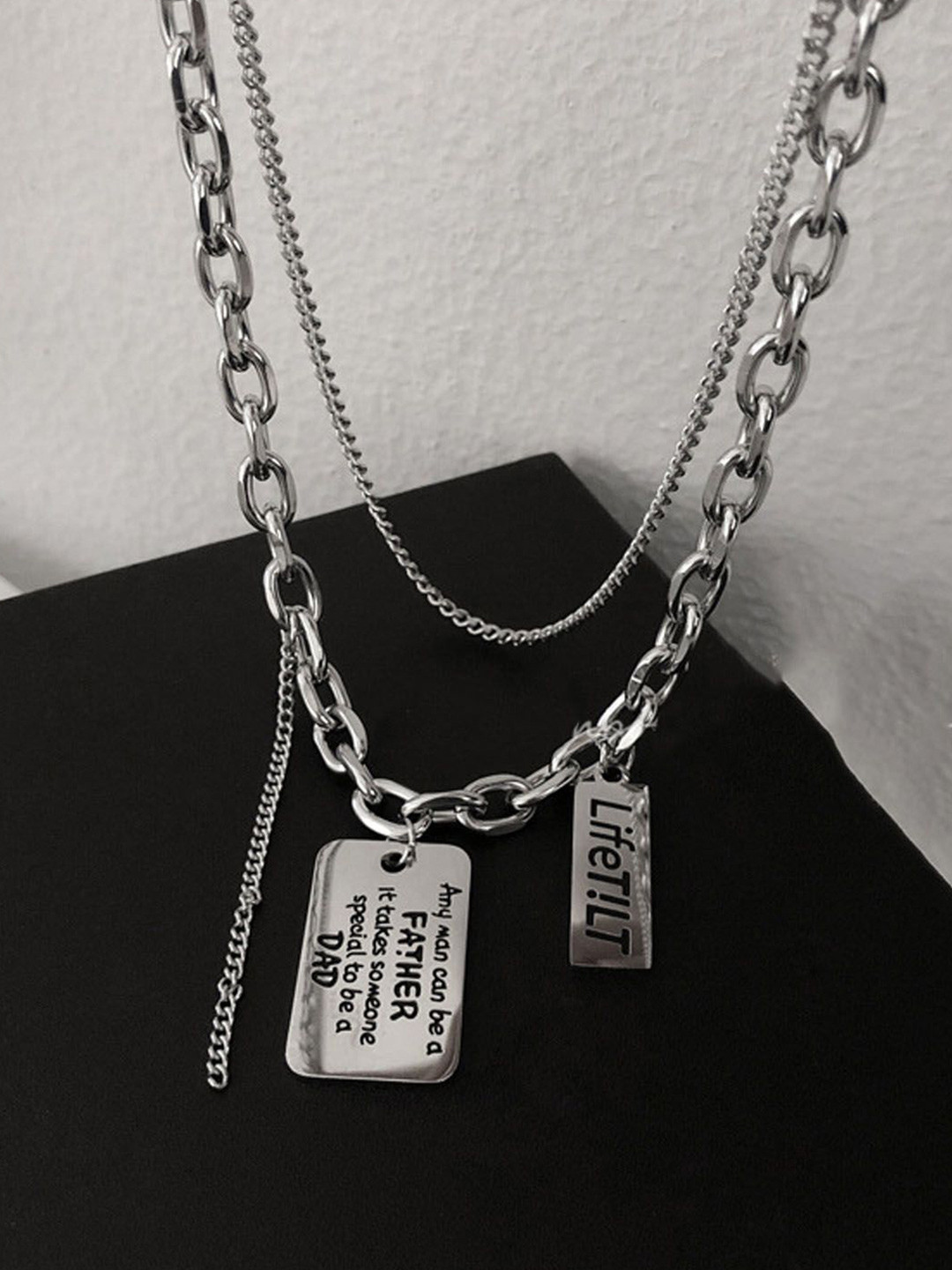 

StyleCast Silver-Toned Elegant Minimal Necklace