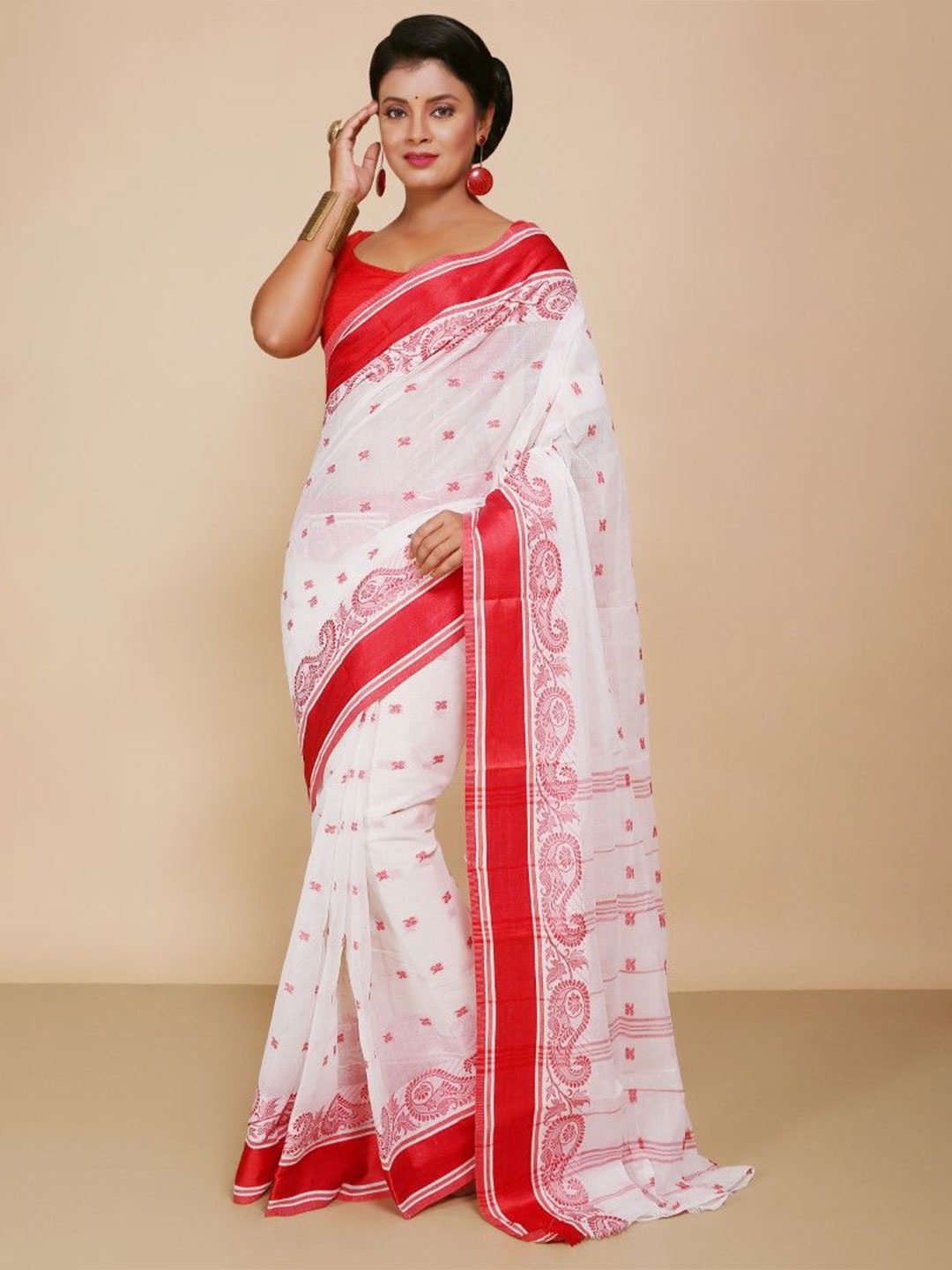 

BENGAL HANDLOOM Woven Design Pure Cotton Jamdani Saree, White