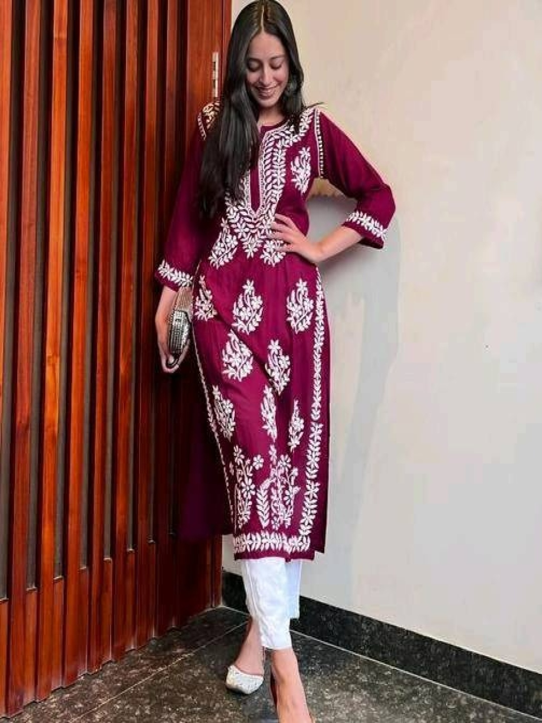 

Rujave Floral Embroidered Straight Chikankari Kurta with Palazzos, Purple