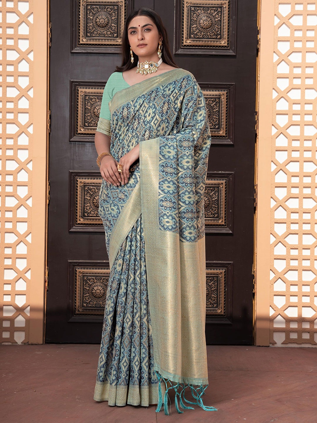 

MAHALASA Woven Design Zari Silk Cotton Ikat Saree, Blue