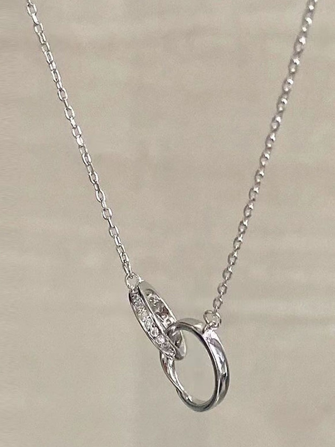 

StyleCast Silver-Toned & White Elegant Stone Studded Minimal Chain