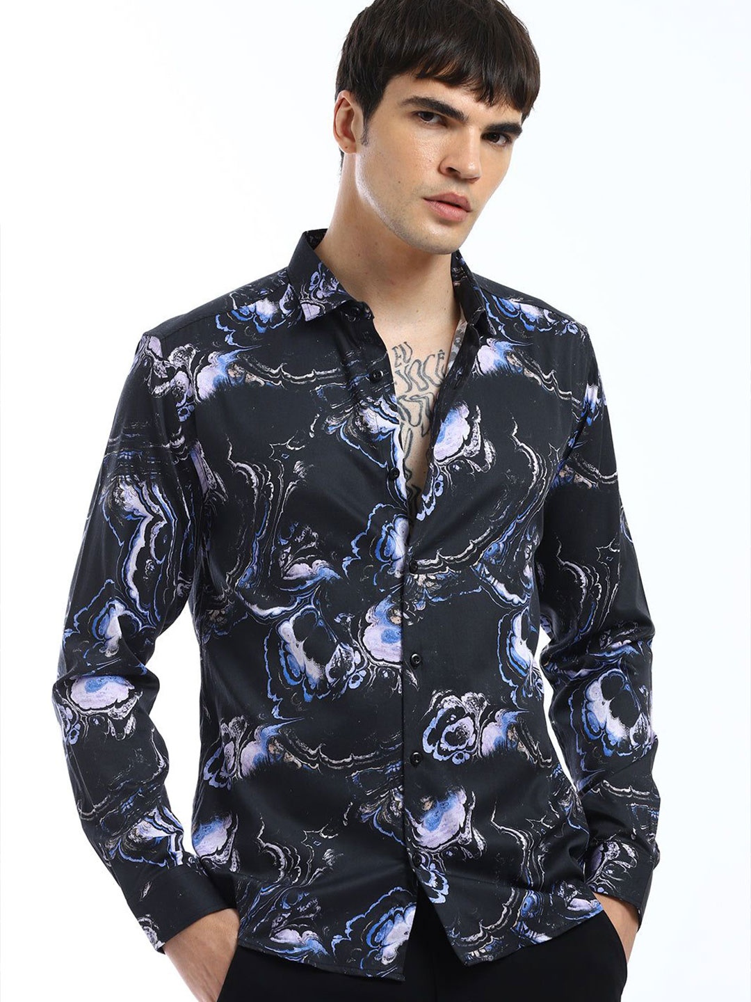 

Banana Club Men Relaxed Slim Fit Floral Opaque Printed Casual Shirt, Black