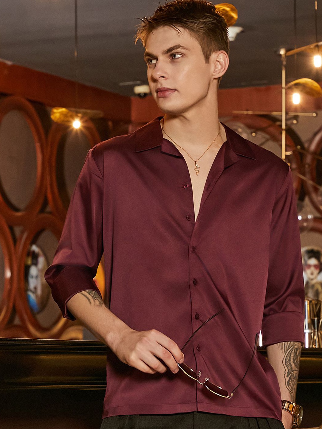 

Campus Sutra Men Comfort Fit Cuban Collar Solid Cotton Casual Shirt, Red