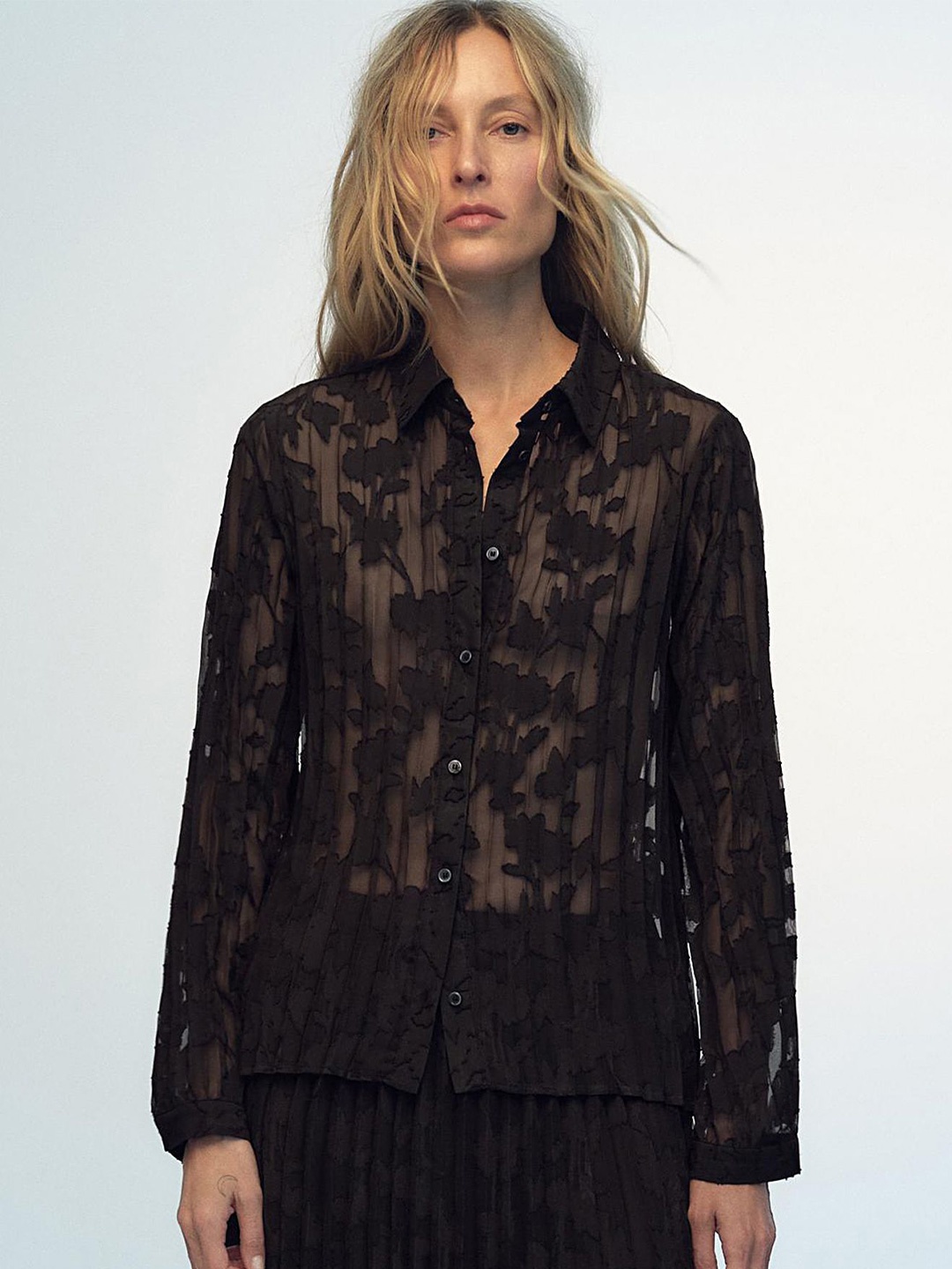 

LULU & SKY Floral Print Shirt Style Top, Black