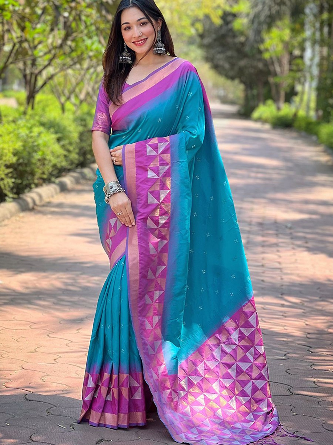 

Suha Art Silk Kanjeevaram Saree, Blue