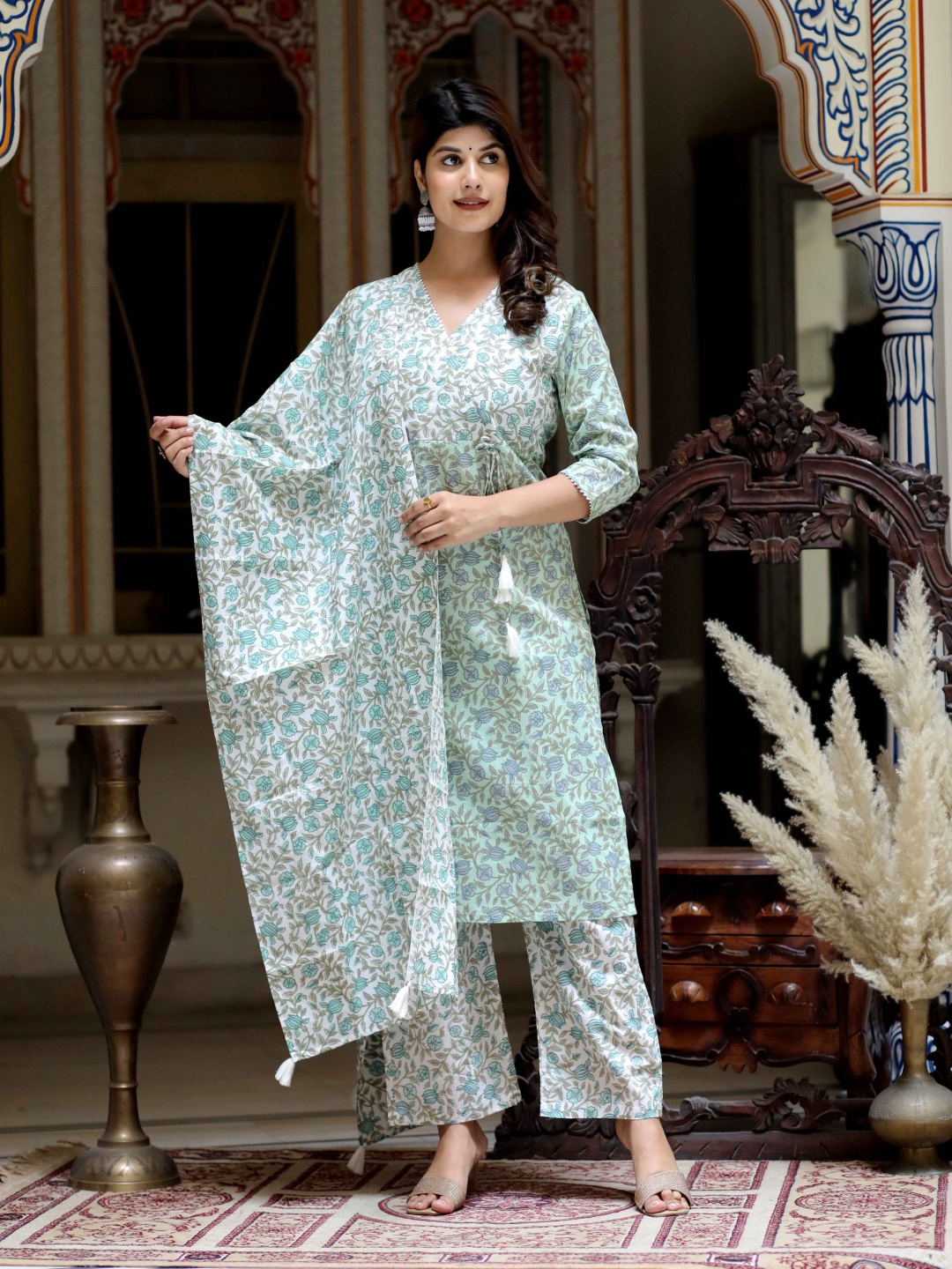 

Doriyaan Floral Printed Angrakha Pure Cotton Kurta With Palazzos & Dupatta, Green