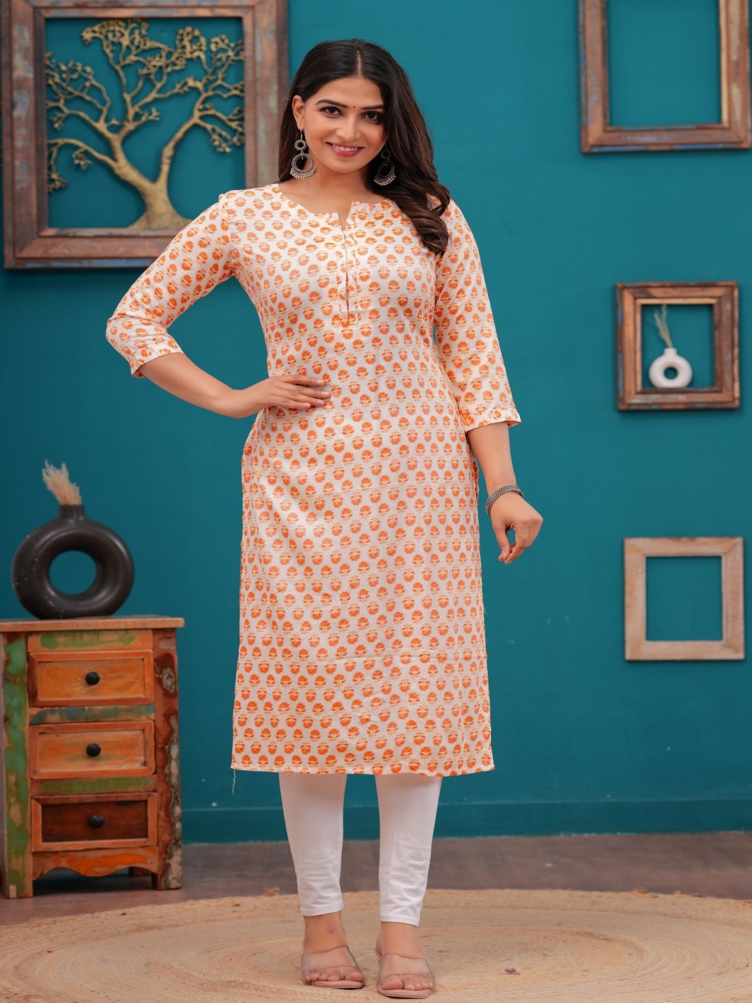 

KALINI Floral Printed Notch-Neck Straight Kurta, Orange