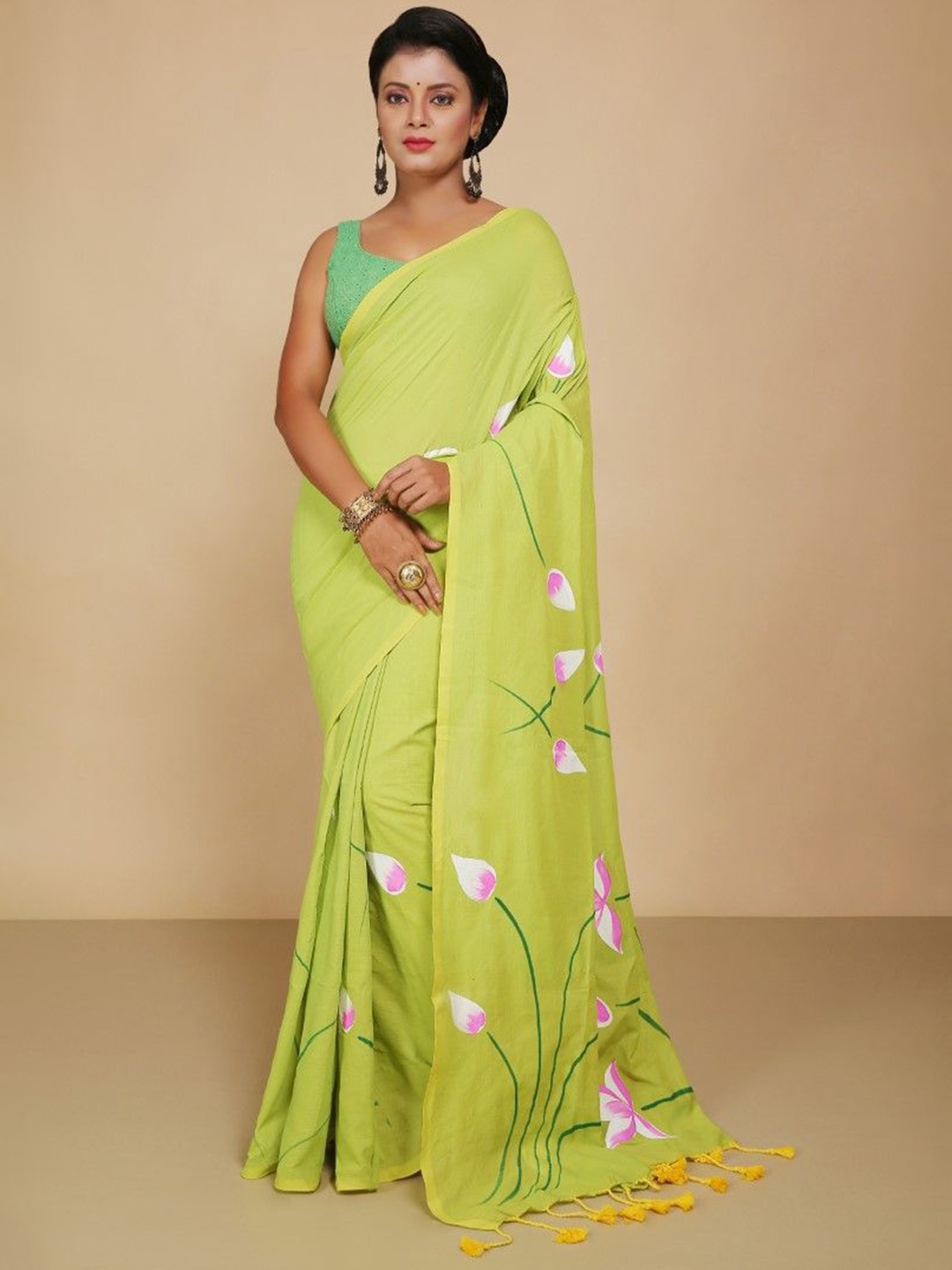 

BENGAL HANDLOOM Floral Pure Cotton Taant Saree, Green