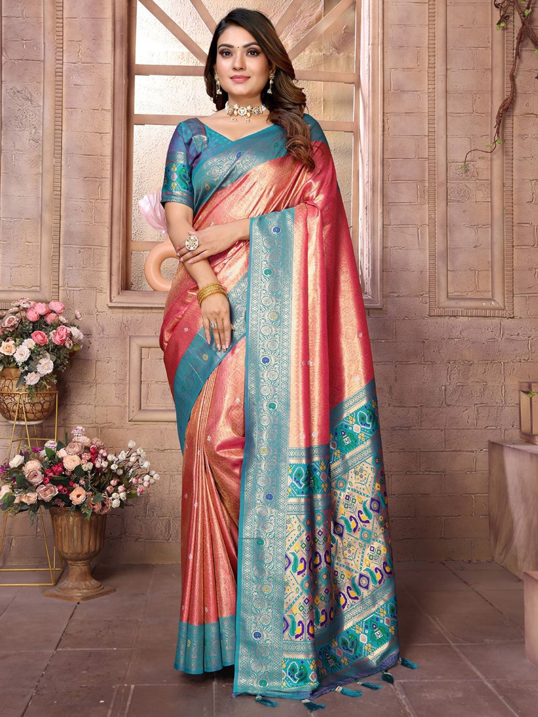 

Mitera Woven Design Zari Silk Blend Banarasi Saree, Pink