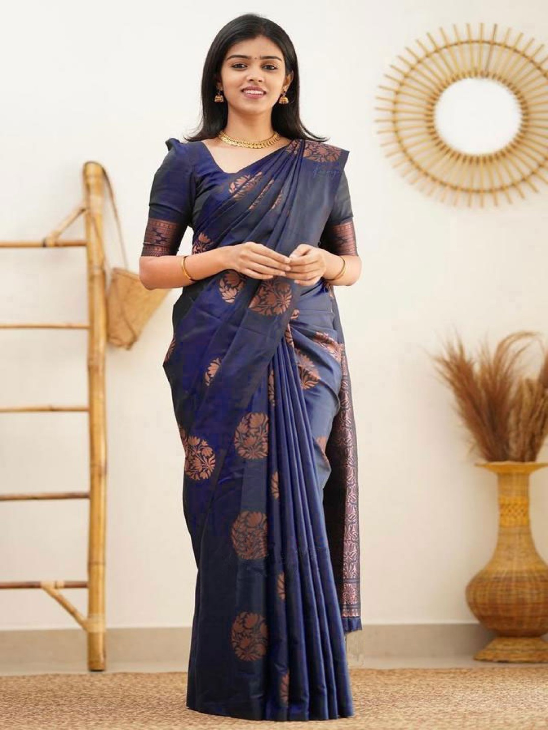 

Mitera Floral Zari Art Silk Banarasi Saree, Blue