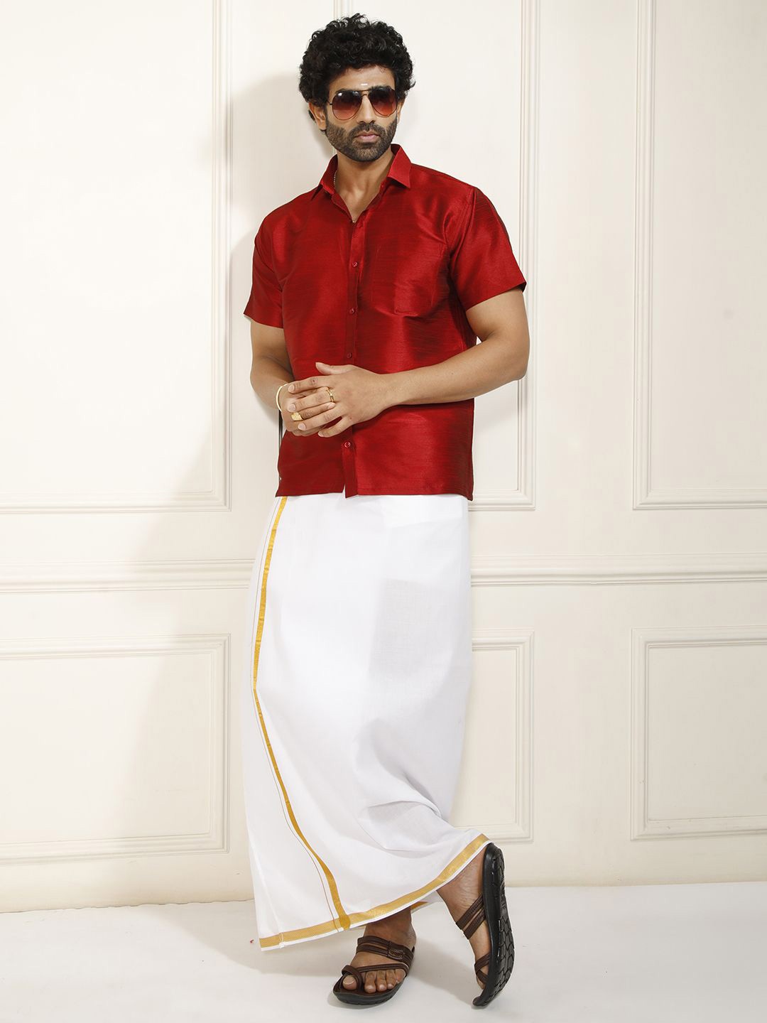 

VASTRAMAY Shirt Collar Shirt With Veshti, Maroon