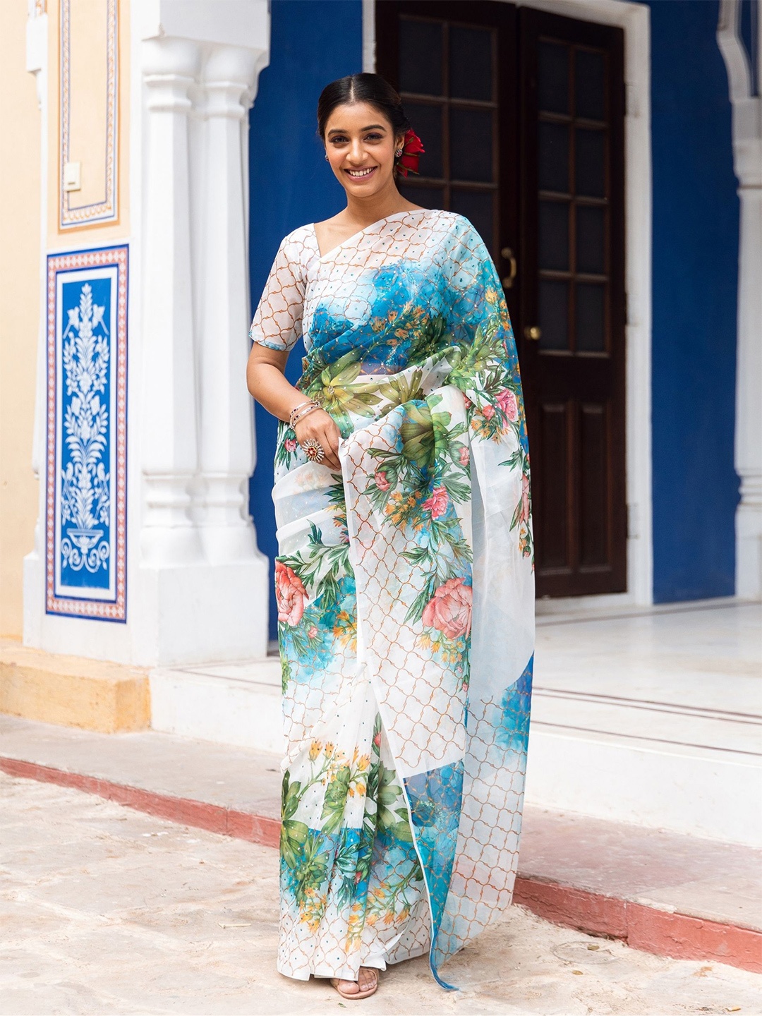 

ASHEERA Floral Saree, White