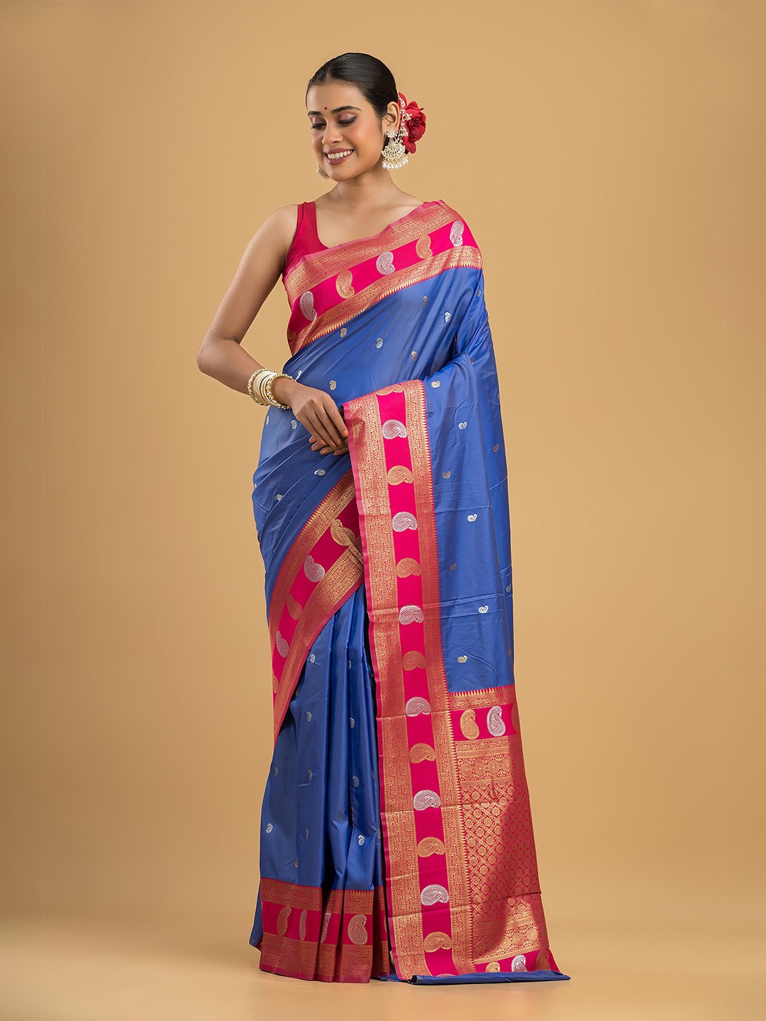 

Dheu Woven Design Zari Silk Blend Kanjeevaram Saree, Blue